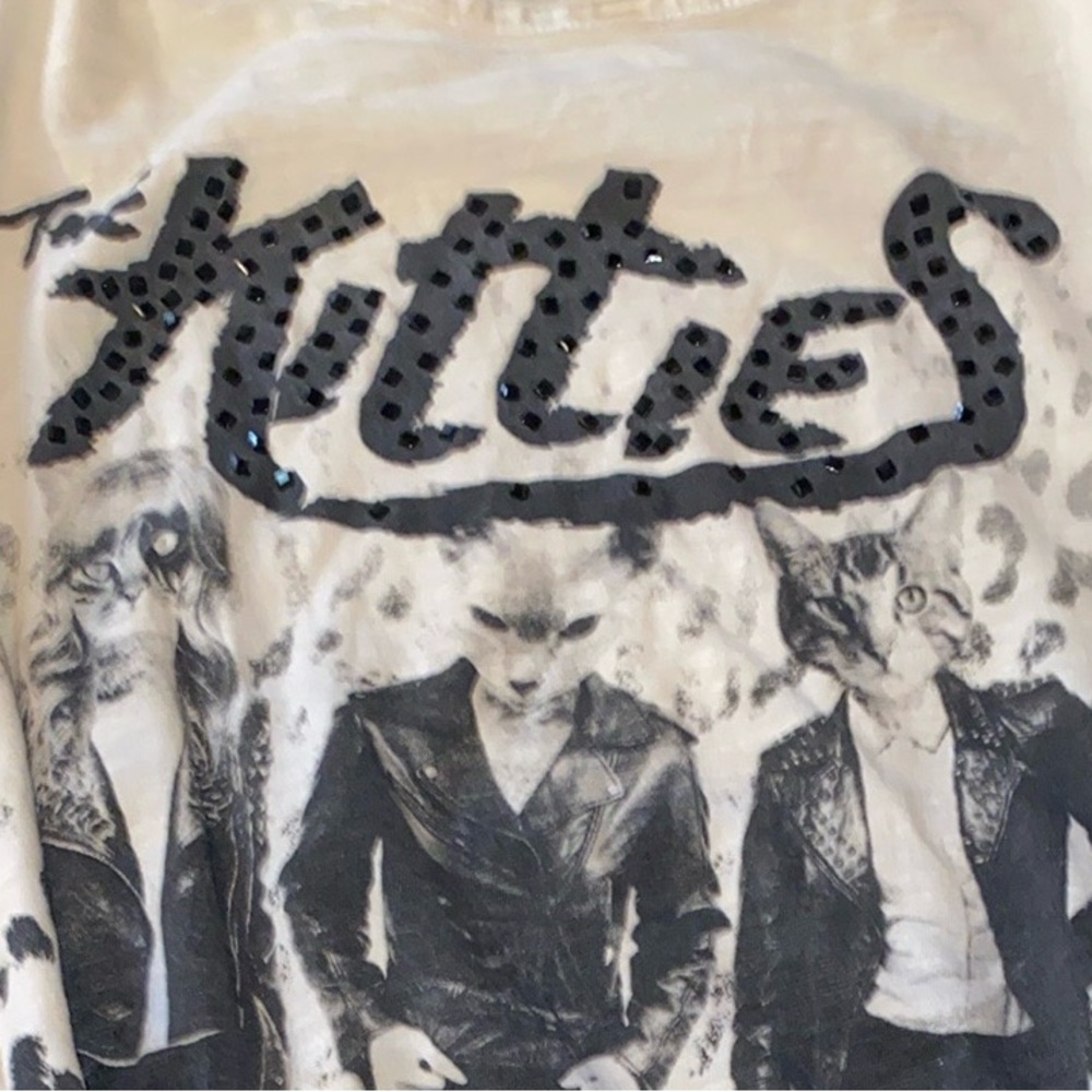 Ming Jeans Graphic Rhinestone Top - Picture 5 of 7